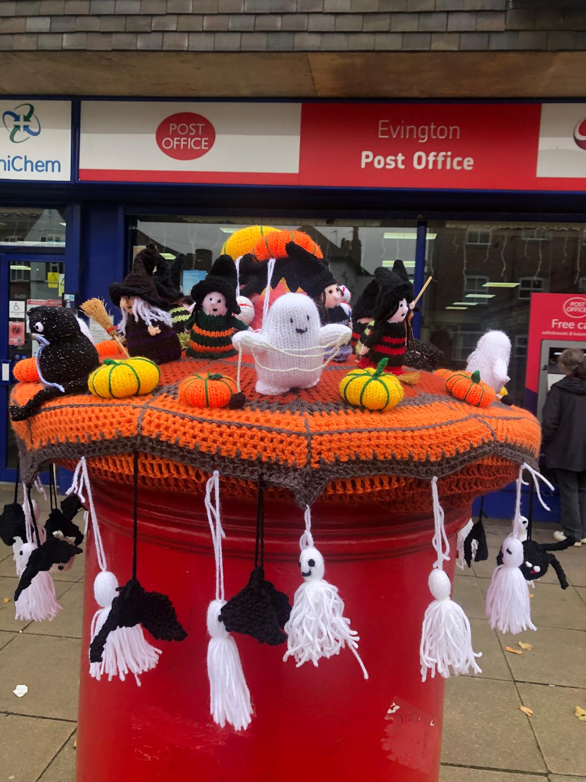 Missing Evington’s Halloween Topper